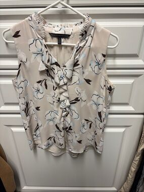 White House Black Market Beige Floral Ruffle Sleeveless Blouse